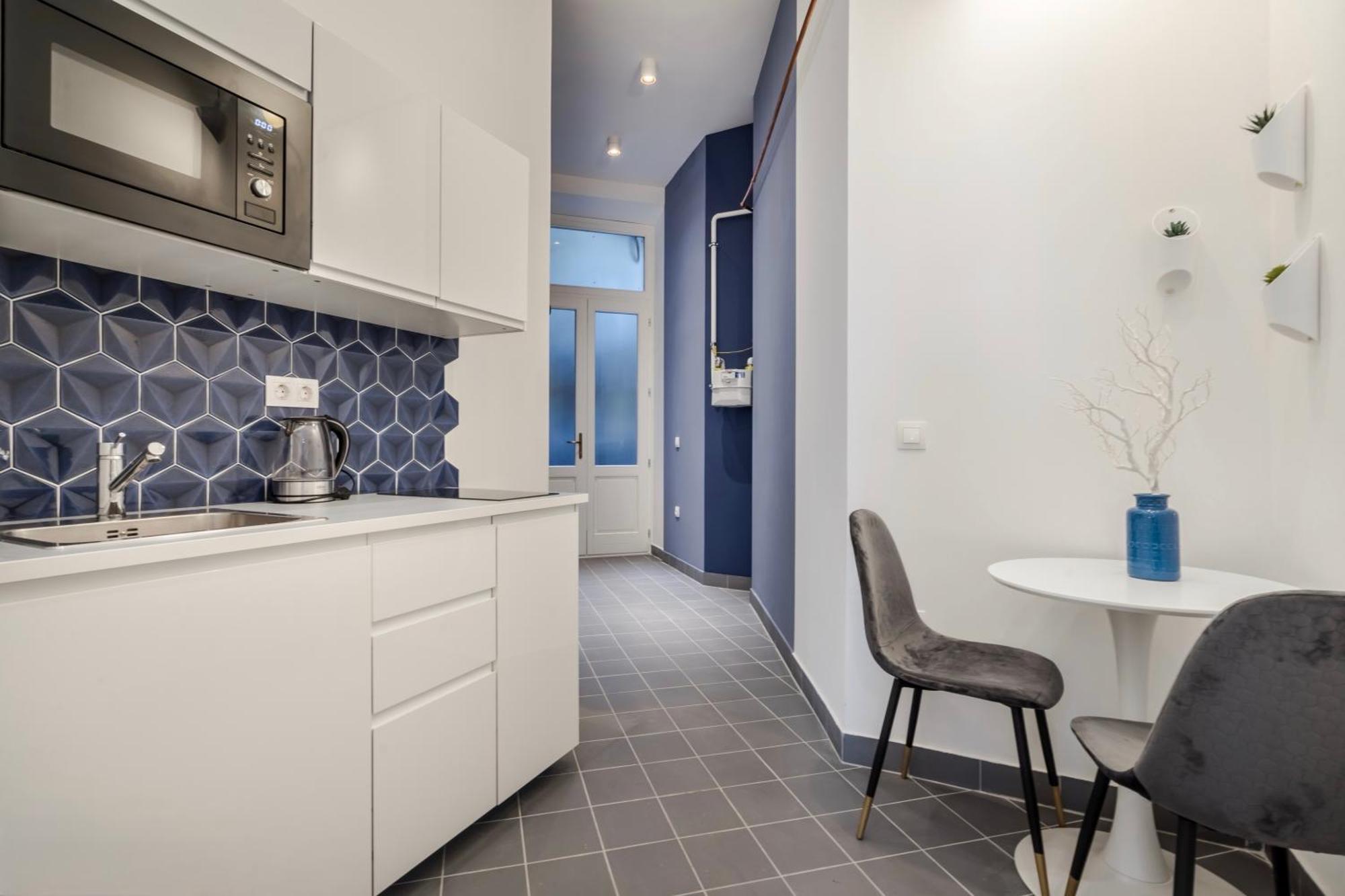 D58 - Grand Boulevard Royal Apartment - Best Location By Bqa Budapest Extérieur photo