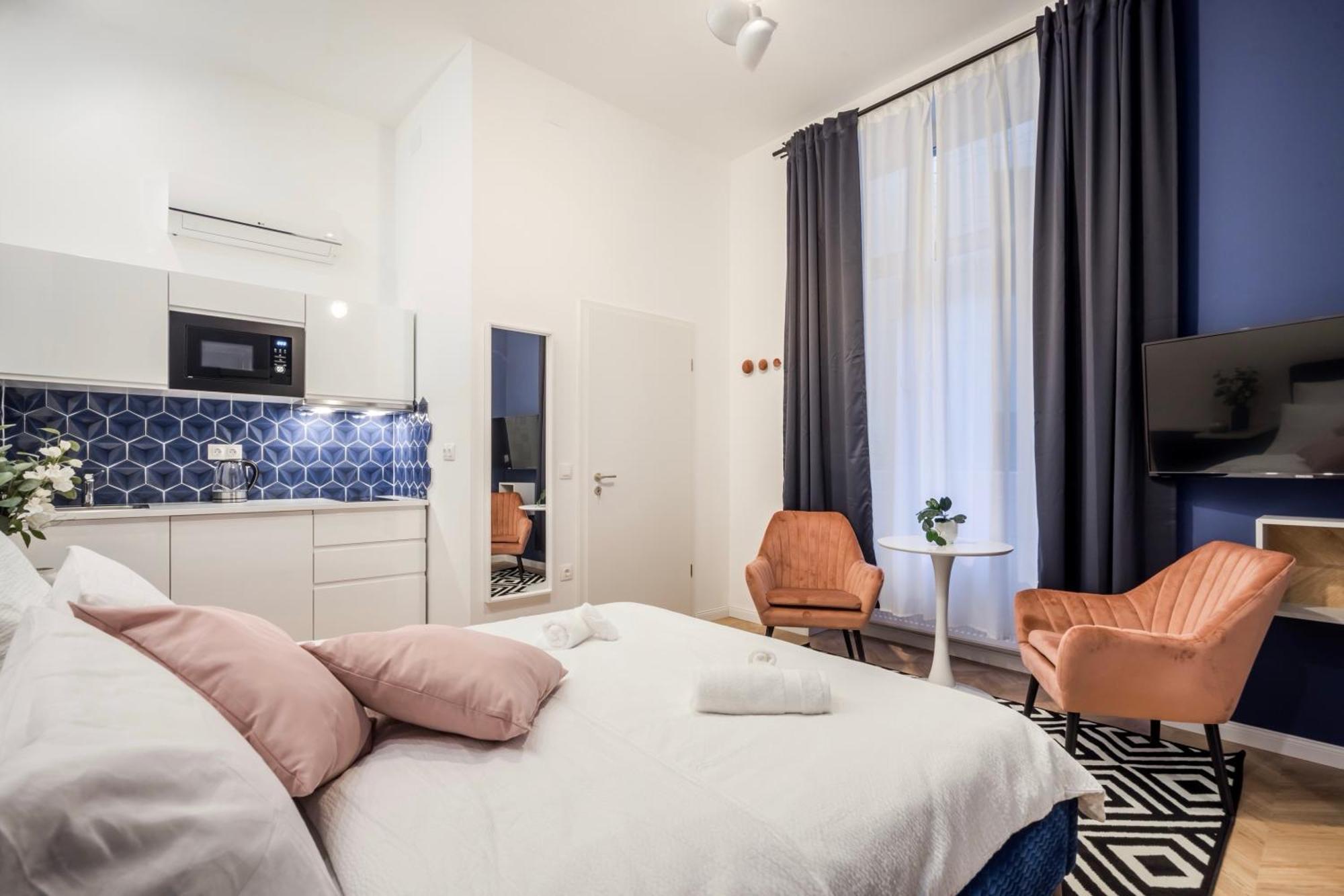 D58 - Grand Boulevard Royal Apartment - Best Location By Bqa Budapest Extérieur photo