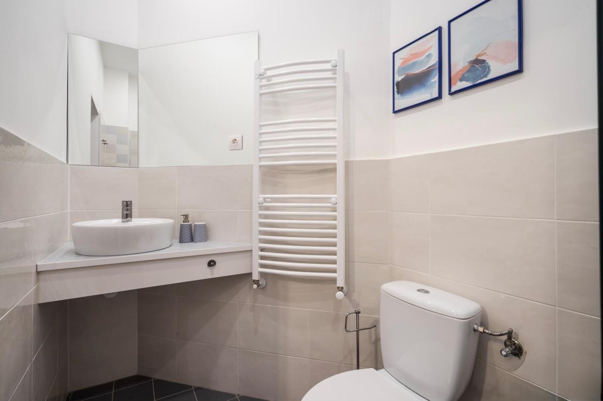 D58 - Grand Boulevard Royal Apartment - Best Location By Bqa Budapest Extérieur photo